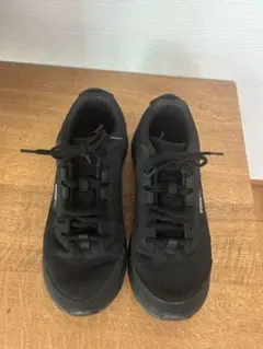 PUMA スニーカー ブラック 25cm SOFTFOAM【靴紐補足有】のサムネイル