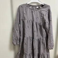 グレー 刺繍入り 長袖 ティアードドレス