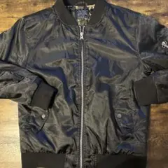 タイムセール！！メンズ・レディース★古着屋で購入・MA1黒ジャケット★サイズL