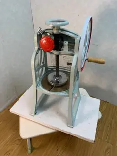 値下げ] [美品] 初雪 手動かき氷機 専門店みたいにふわふわ 宅急便