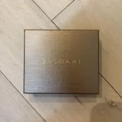 BVLGARI ギフトボックス グレー 二重構造 - メルカリ