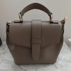 ほぼ未使用品 Mila Owen ミラオーウェン PUレザー ミニハンドバッグ 
