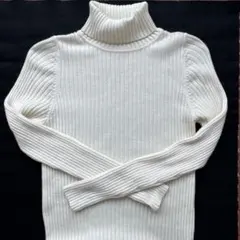 無印良品　ホワイト リブ編み タートルネックセーター