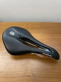 GORIX ゴリックス　サドル　黒のサムネイル
