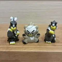 ポケモンキッズ　指人形　ソフビ　タグマ　ウーラオス　いちげき　れんげき