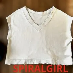 SPIRALGIRLベージュ Vネック ノースリーブ トップス