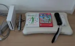 wii 本体 バランスボード　ソフト　コントローラー　セット