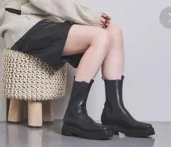 UNITED ARROWS 本革・サイドゴアブーツ