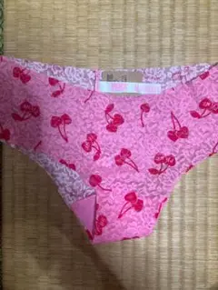 PINK チェリー柄 レースショーツ　Victoria secret pink