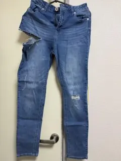 サイドカットクラッシュスキニーデニムパンツ [cu145]