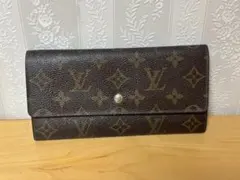 LOUIS VUITTON　ルイヴィトン　モノグラム　長財布のサムネイル