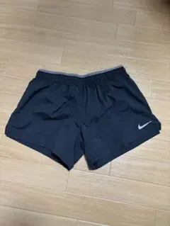 NIKE ナイキ　スポーツウェア　ランニングウェア