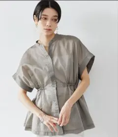 美品✴︎グリーンレーベル　【結論シリーズ】ギャザーハイウエストブラウス