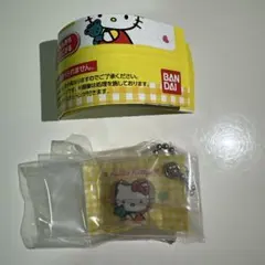 サンリオ お菓子チャーム２　ハローキティ　ガチャ