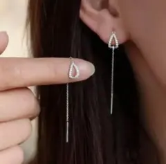 ロップ型ロング チェーン ピアス シルバー シンプル オフィス エレガント