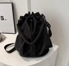 巾着ショルダーバッグ 黒 軽量 ナイロン 2way 旅行用 サブバッグ