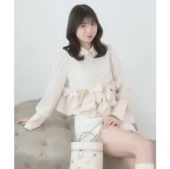 【新品未使用】MAJESTIC LEGON リボンフリルペプラムブラウスのサムネイル