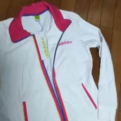 ホワイト ブルゾン