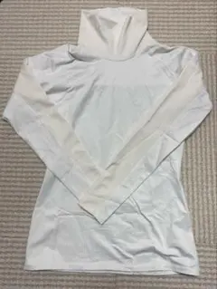 UNDER ARMOUR ホワイト 長袖 アンダーシャツ coldgear M