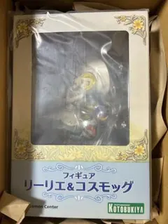 リーリエ コスモッグ　フィギュア　ポケモン