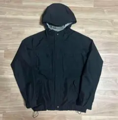 ホワイトマウンテニアリング マウンテンパーカー