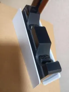 PS5コントローラー　DualSense 充電スタンド　ホワイト