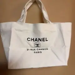 【CHANEL】ノベルティ　ミニトートバッグ　白 ドバイDFSノベルティ
