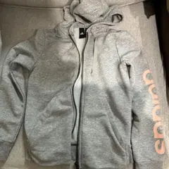 adidas フルジップ パーカー S グレー