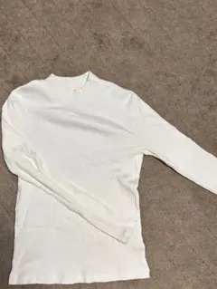 UNIQLO ホワイト ハイネック Tシャツ M