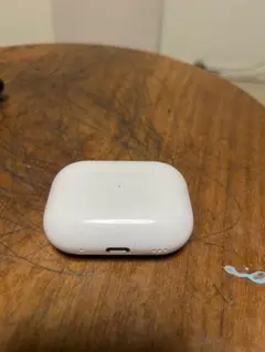 AirPods Pro 第二世代　充電ケースのみ ホワイト