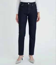 ヤヌーク　デニムジーンズ　24