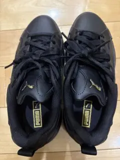 PUMA 美品！ブラック リボン付きハイカットスニーカー インヒール