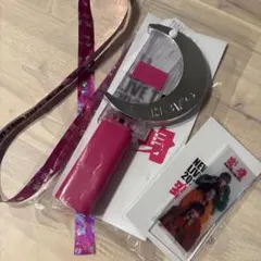 NEWSLIVE TOUR 2025変身ペンライト＆アクスタ集合(銀テ付き)