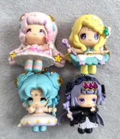 まほうのルミティア キラキラドール4体まとめ売り フィギュアキーホルダーのサムネイル