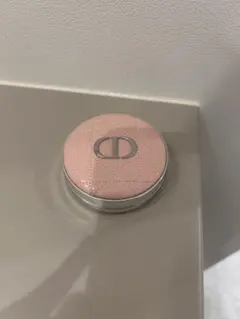 ディオール スキン フォーエヴァー イドラ グロウ クッション00.5N