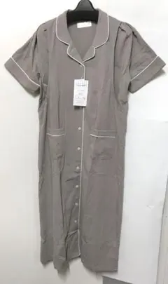 g*p様 訳あり新品、授乳口付きマタニティーグレー系ワンピース　Ｍサイズ