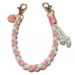 【匿名配送】【いちごチャーム付】いちごカラー　ハンドストラップ