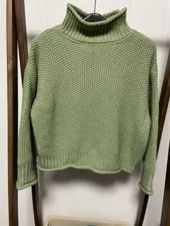 タートルネックセーター ライトグリーン
