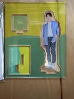 SEVENTEEN CAFE 2020 ディノ　アクスタ