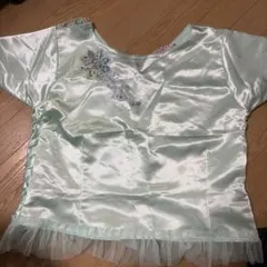 ミントグリーン サテン Vネック トップス