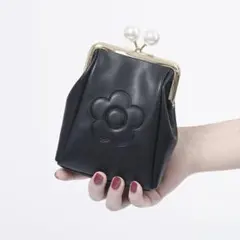 MARY QUANT マリークワント エンボスデイジーパール ガマ口マルチポーチ