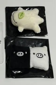 San-X サンエックス ぬいぐるみバッジマスコット モノクロブー なごみまくりのサムネイル