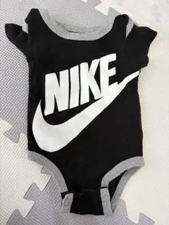 NIKE ロンパース　60-70