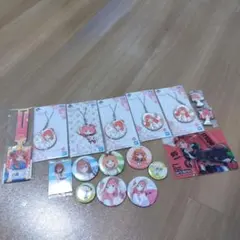 五等分の花嫁　ラバーストラップ　缶バッジ　まとめ売り