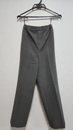 グレー スラックス ゴムウエスト　GU