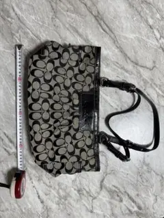 COACH コーチ シグネチャートートバッグ チャーム付き F14281