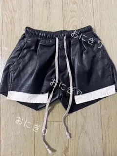 レザーパンツ ショートパンツ