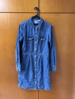 デニムシャツワンピース ひざ丈ワンピース