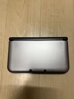 美品ニンテンドー3DS LL シルバーブラック本体