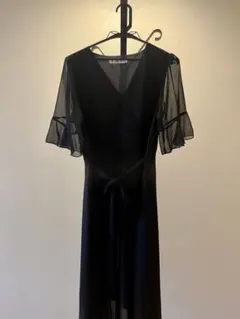 【美品】シフォン素材 Vネック パーティードレス ブラックのサムネイル